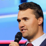Asesinan a Charlie Kirk, activista aliado de Donald Trump, en universidad de Utah