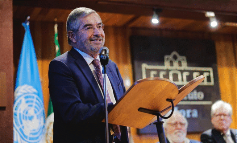 Canciller mexicano llama en la ONU a fortalecer el multilateralismo para proteger a migrantes