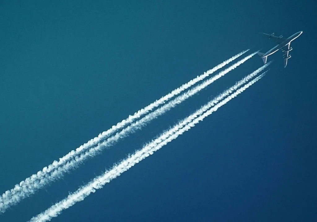 fighter-jets-and-climate-change-the-role-of-green-aviation-fuels-1758116441643_1024