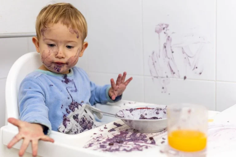 los-arandanos-podrian-mejorar-la-inmunidad-y-la-salud-intestinal-de-los-mas-pequenos-del-hogar-1758604403920_1024